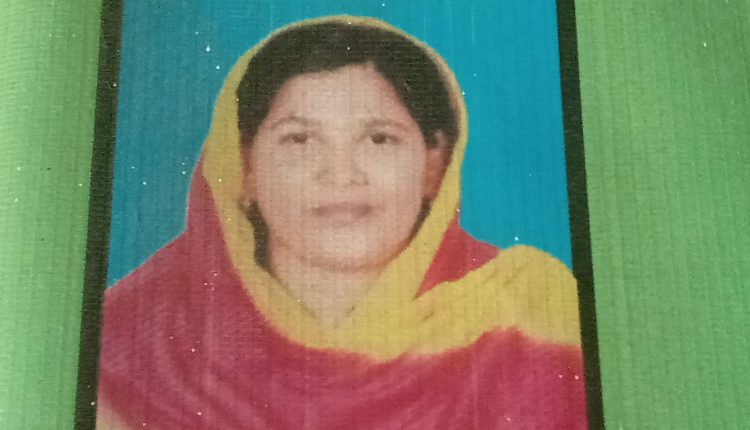 সিংগাইরে কামুড়া সরকারি প্রাথমিক বিদ্যালয়ের প্রধান শিক্ষকের বিরুদ্ধে স্বাক্ষর জালিয়াতির অভিযোগ